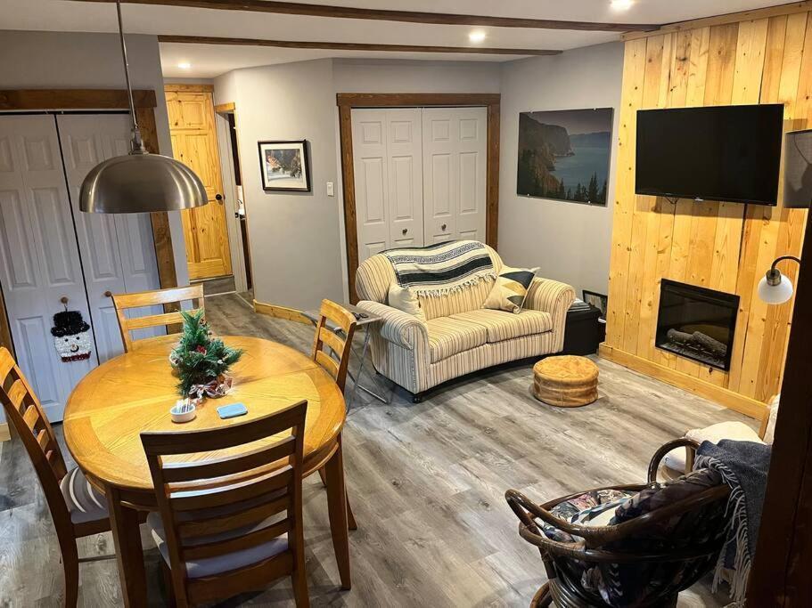 Appartement Mont Edouard, Hebergement Paisible A La Montagne Л'Анс-Сен-Жан Экстерьер фото